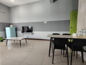 Imago Mall, Green Budget stay Loft A