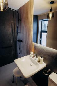 Monside Resort - EARTH CABIN