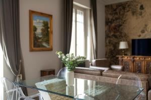 Plaza View Luxury Apartment, Alba