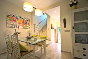 Coqueto by Edeal HOMES