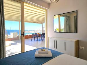Deep Blue Penthouse 111