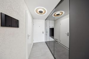 Aurevo Luxury Apartment - Pool, Spa & Lakeview