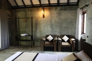 Aji fruit farm cottage peaceful lakeside farm stay with sunrise views 02