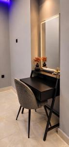 Luxury Suite with Private Jacuzzi