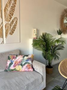 .La Villa Sablaise. Maison avec place de parking au coeur du quartier Arago