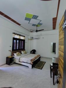 J K Palace