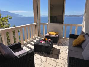Apartment Bellevue - first row to the sea