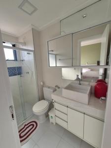 Quarto suíte em apartamento familiar