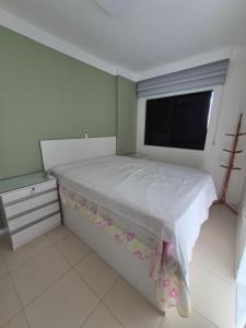 Quarto suíte em apartamento familiar