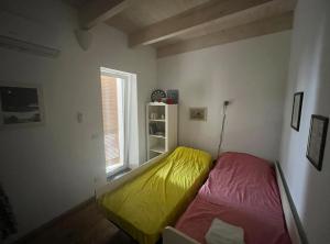La casa tra gli alberi e il cottage