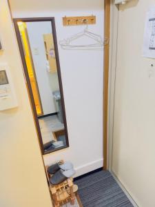 101 Dotonbori Riverside 5 min walk to Dotonbori Kuromon Market Shinsaibashi, Namba Business District Balcony with washing machine 1F free dryer, microwave