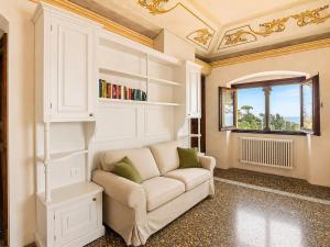 Xenia - 2 rooms apt at Villa Edoardo