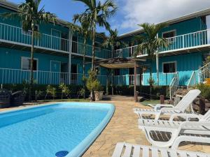 SR Beach Containers