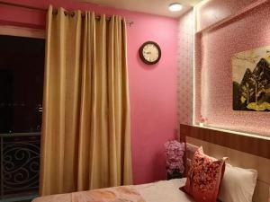 luxe retreat near Prem mandir by RAMYA STAYS