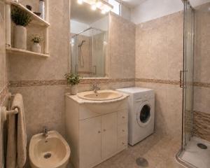 Apartment near to the ocean in touristic center zone