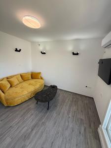 Mediterraneo apartments and rooms