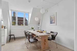 Stay Central Near Nyhavn & Tivoli Gardens