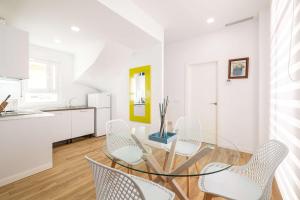 Modern Duplex - 10 Min Walk to City Center