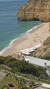 Apartamentos "Mar Colina Sol" com acesso à praia