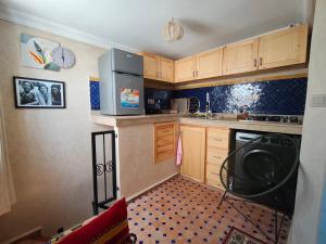 Charming 4 Floor Private House with Fast WiFi and Sunny Terrace
