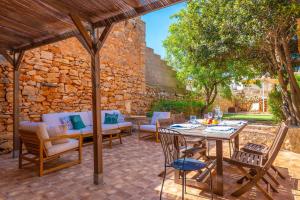 BONITO MEDITERRANEO - Charming village house with private pool and free Wi-Fi