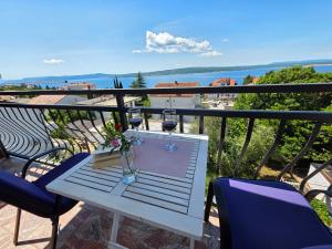 JOSKO GORE Apartment with balcony and sea view