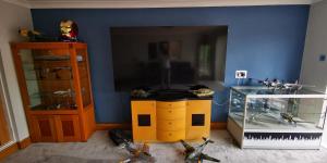 RAF CONNAHS QUAY Luxury Apartment