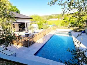 La Villa Léon Pisicne privée et patio intérieur