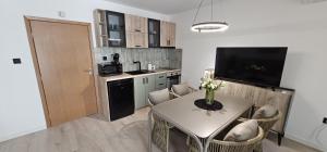Olive Luxury Apartment few steps away from the sandy beach