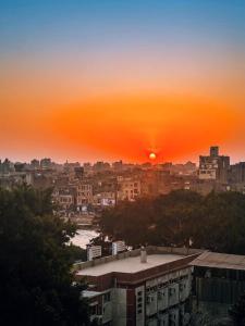 Cozy Zamalek Apt with Nile Glimpse and Prime Location