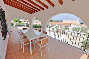 Laura-29A - pretty holiday property with garden and private pool in Calpe