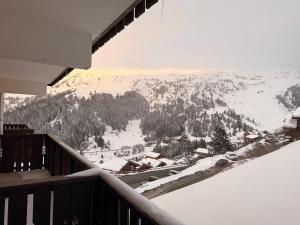 Meribel-Mottaret Rare 2 chambres dont cabine fermée à côté des pistes - Classé meublé de tourisme