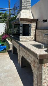 ANTONIS House