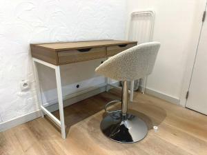 Cozy 1BR & Living Room Near Ghent City Center