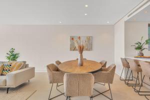 Palo Alto Marbella - Elegant 3 Bed Apartment