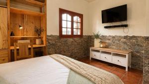 El Álamo | Heated pool| BBQ | fireplace | Hiking