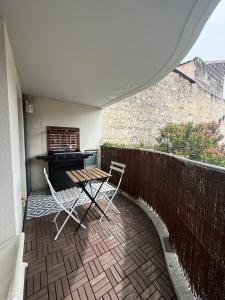 T3 Chartrons 4 Pers Terrasse Sud et Parking Privé
