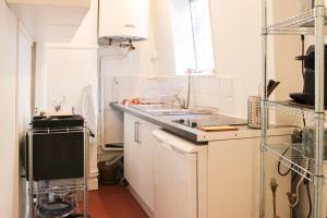 Charming Apartment Near Père Lachaise