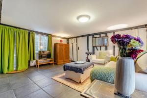 2 Bed in Woodchurch oc-b30323