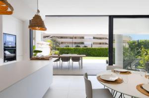 Exclusive Apartment with Garden in Higueron