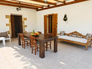 Villa Leonton with a private pool