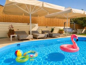 Villa Leonton with a private pool