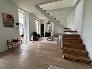 VILLA AU COEUR DE LA ROCHELLE - 10min du Centre-ville et de la gare - Piscine - 4 chambres 8 personnes