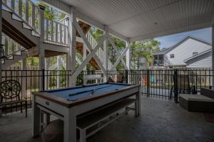 Chateau Relaxo by Oak Island Accommodations