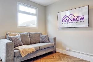 5BR Home, Perfect for Families, Colchester, Free Wifi