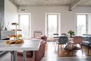 Modern Cozy Apartment near the Colosseum in Rome