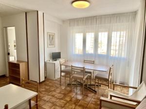 Stunning sea view flat with terrace
