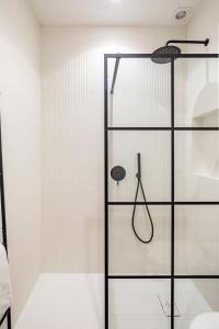 Modern Cozy Apartment near the Colosseum in Rome