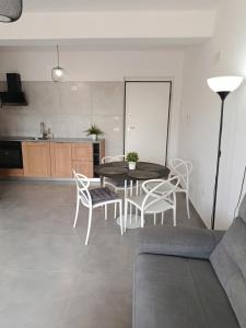 Viole Private Park - Brand New Apartment with a terrace