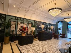 Ensora Hotel & Travel